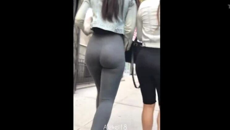 Tremendous ass in tight leggings