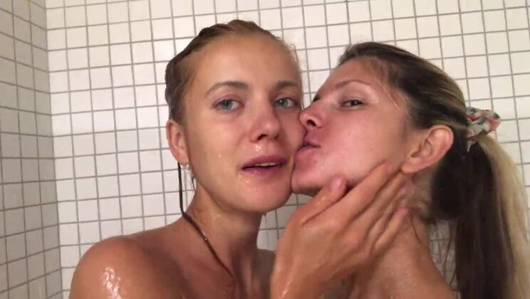Lesbian shower with Katrina