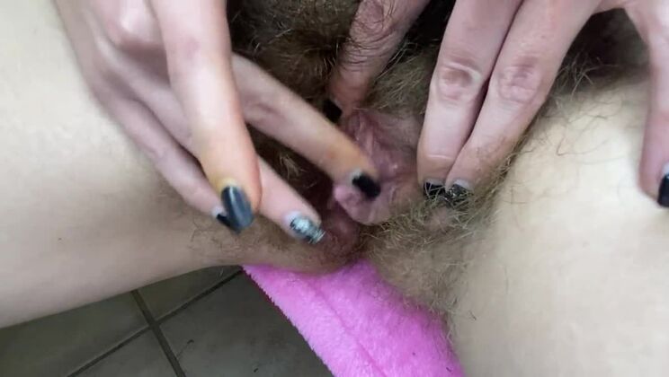 Nasty Hairy Pussy Huge erected Clitoris wet close up masturbation