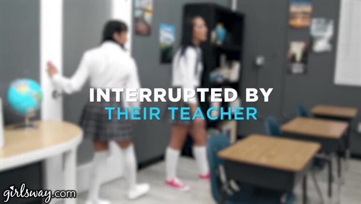 Girlsway Jaye Summers Loves A Wet Pussy Contest With Her GF & Their Hot Teacher