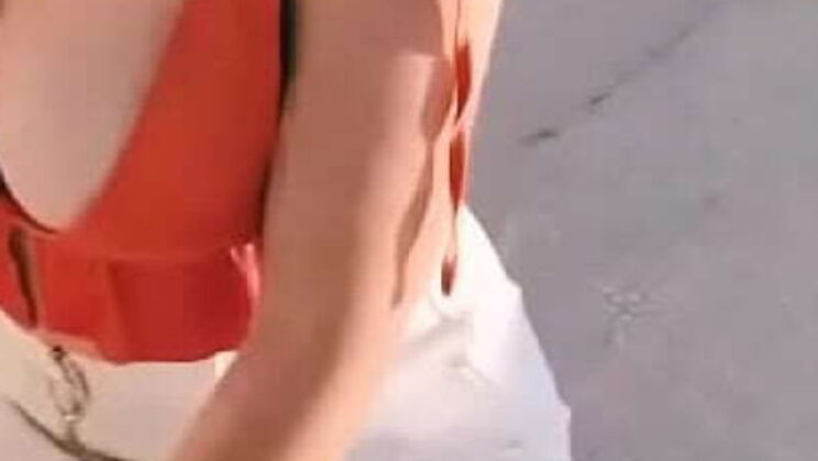 Redhead Masturbates in Public with Vibrator