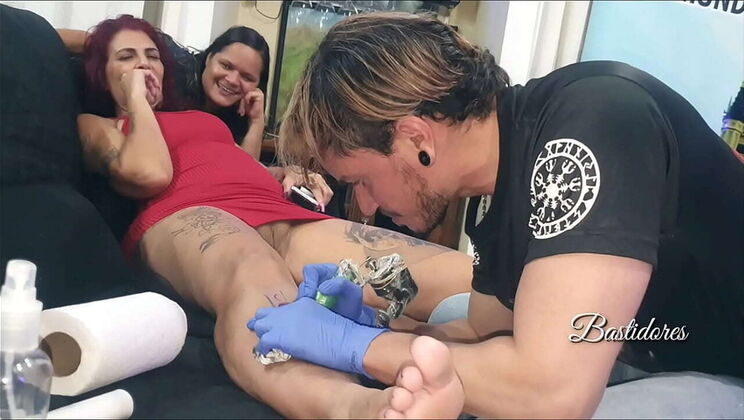German Tattoo Artist Melissa Devassa Swaps Ink for Sex with Alemao Tatuador