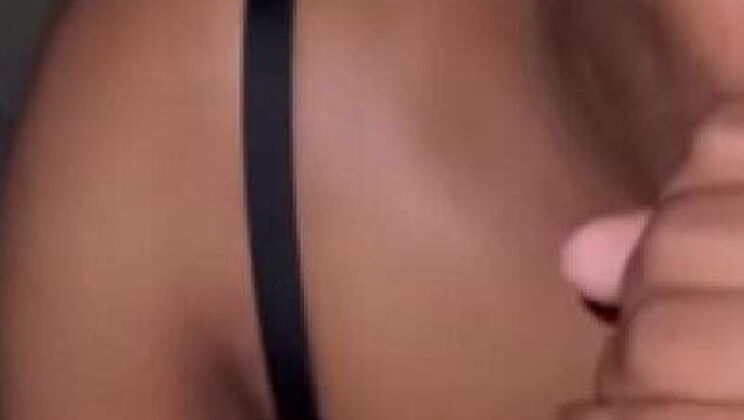KurvyMocha Gets Horny After BF Leaves - Blowjob & Handjob with Patchdaddyy