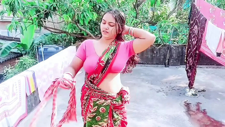 Desi Bhabhi Fucks Brother-in-Law in Steamy Indian Sex Scene - Hot Hindi XXX