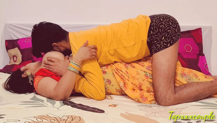 Desi Village Bhabhi Hardcore Fuck - Rough Doggy Style with Indian Housewife