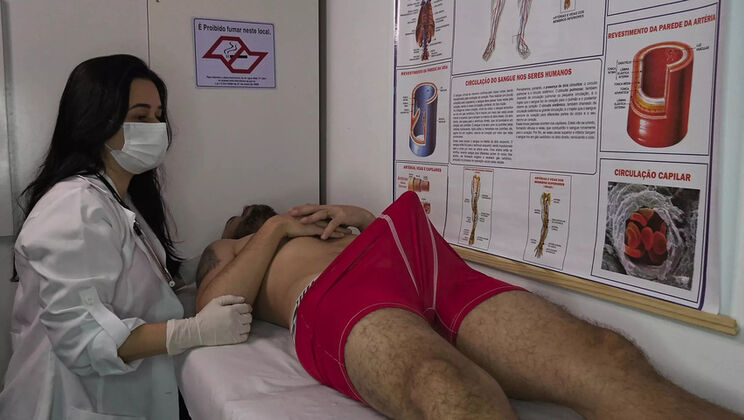 Sexy Brazilian Nurse Gives Handjob To Patient With Huge Cock In Hospital