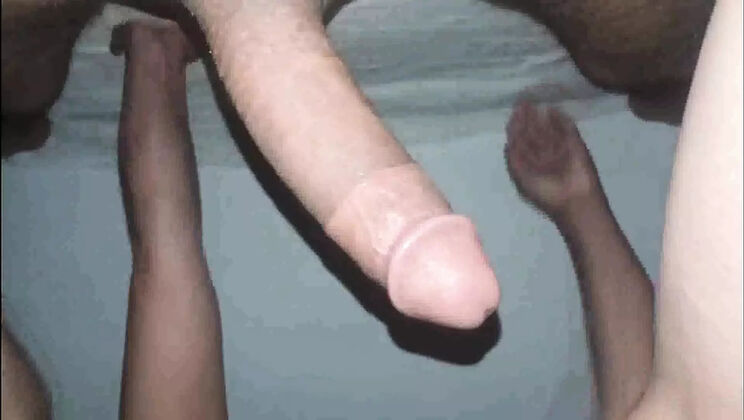 Desi Pakistani Aunty Gets Rough Hardcore Sex - Creampie & Cowgirl Fun