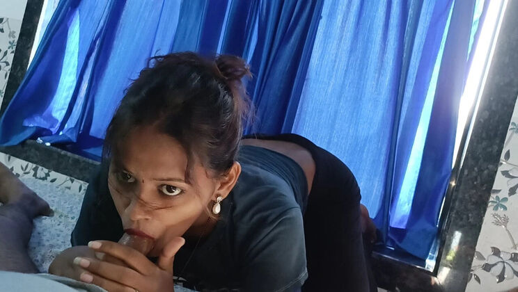 Hot Indian Girlfriend Priya Riding Hard - Desi Bhabhi Blowjob