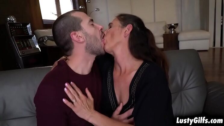 John Price Fucks Horny Granny Mariana - Hardcore Old & Young Sex