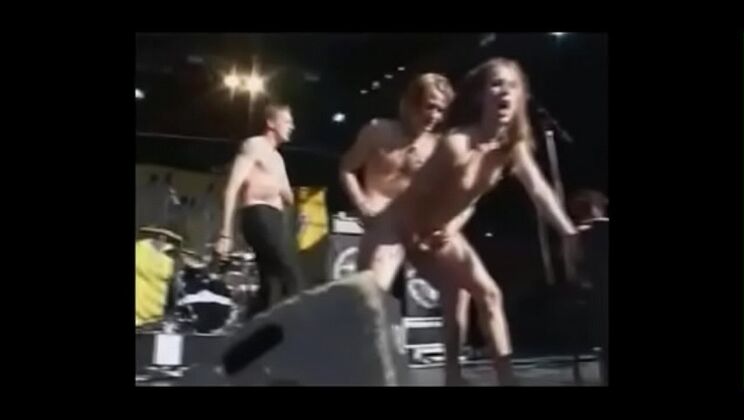 Hot Sex in the Concert Crowd - Wild Public Action