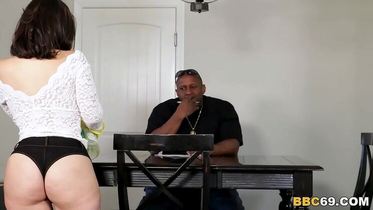 Thick Latina La Sirena69 Gets DP'd by 2 Huge BBCs