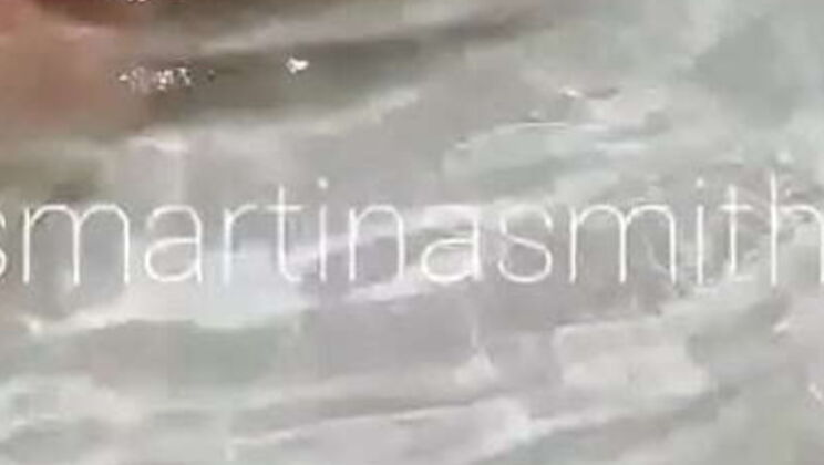 Horny Latina Gives Bellboy a Sloppy BJ Tip in Cancun Hotel - Amateur Public Sex