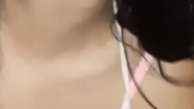 Hot Colombian Estefani Gets Creampied After Deepthroat & Asslicking