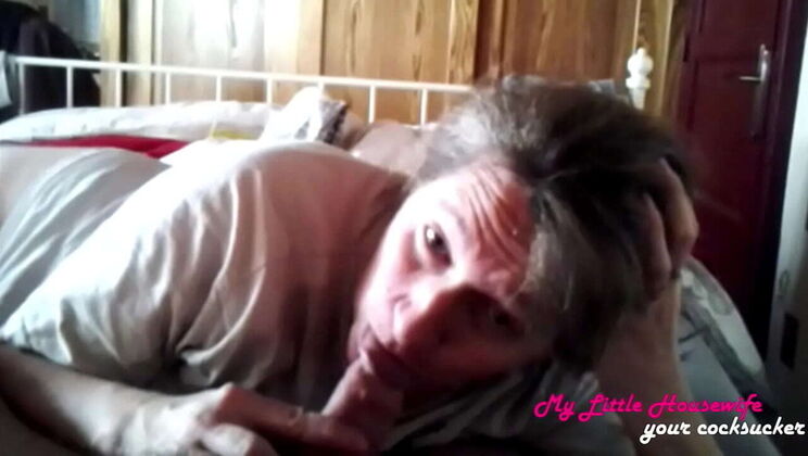 Blonde Anezka Gives Amazing Blowjob - Homemade Sucking Cock