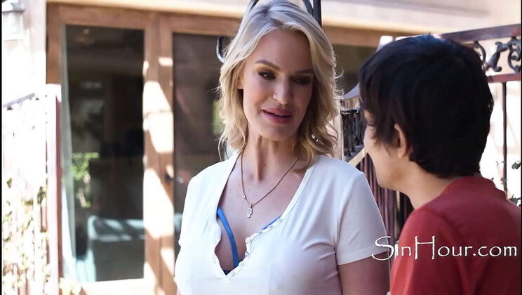 Hot Stepmom Rachael Cavalli Gets Rough With Ricky Spanish - Big Tits & Taboo Sex