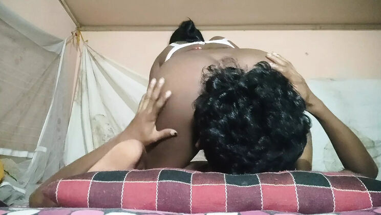 Soneya Love's Ass to Pussy Mouth with Friends Feels Amazing