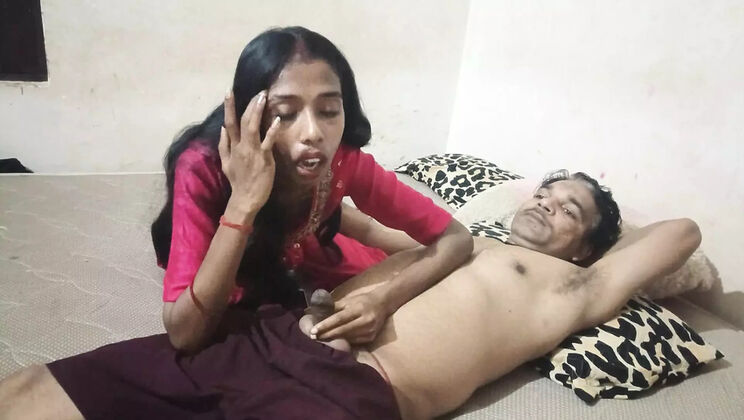 Desi Bhabhi Rough Neighbor Fuck - Hardcore Blowjob & Aggressive Face Fucking