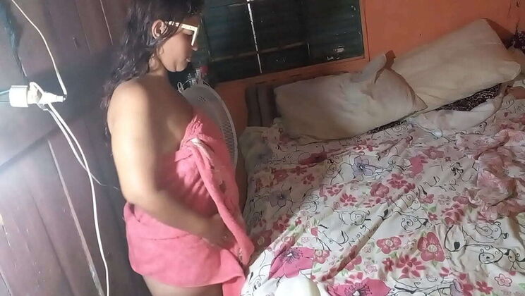 Amateur Stepsister Fuck - Hot Gostosa Masturbation & Sex With Step Brother