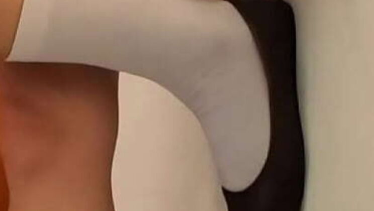 Teen gets fucked standing up and creampied in empty classroom by window