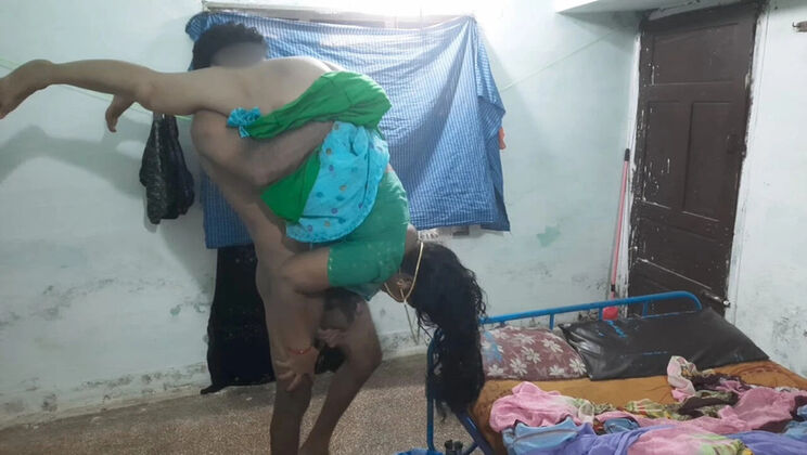 Upside Down Stepmom Licking: Mathvan Lifts and Fucks Indian Mom's Hairy Pussy