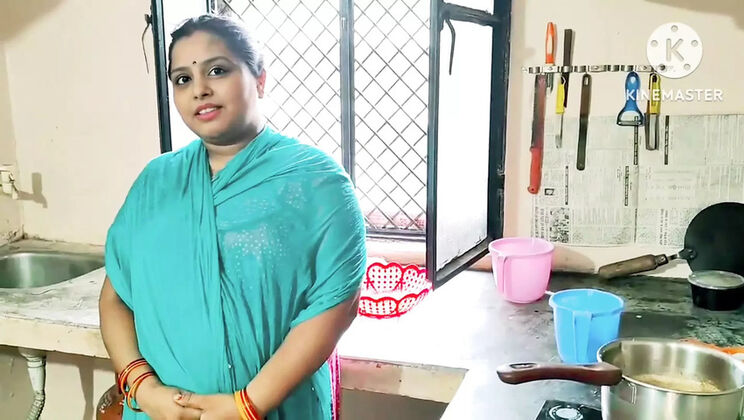 Indian Bhabhi Hardcore Fucking Neighbor Boy - Desi Aunty Doggy Style & Cumshot