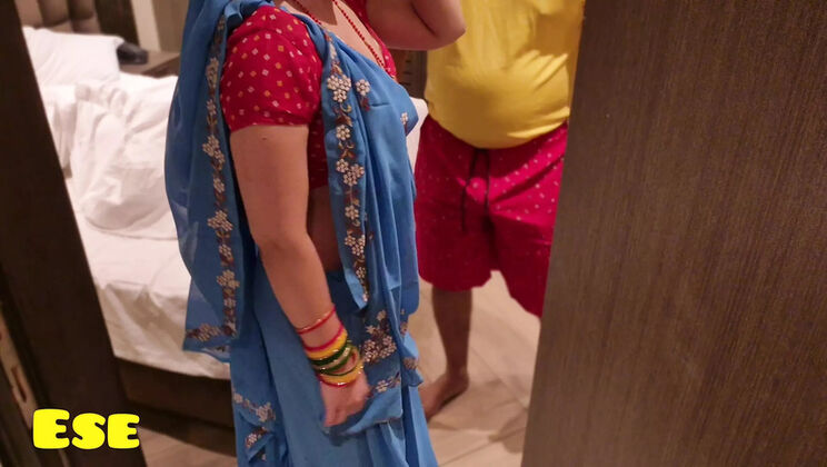 Neighbour's Bhabhi Wants to Play Cricket with My Balls - Homemade Indian MILF Fuck