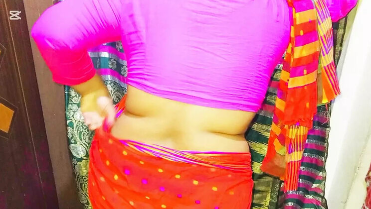 First Time Neighbor Sex: Desi Bhabhi Fucked Hard by Boy Next Door