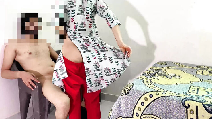 Desi Wife Gets Naked For Servant's Big Cock - Homemade Indian Bhabhi Cheating