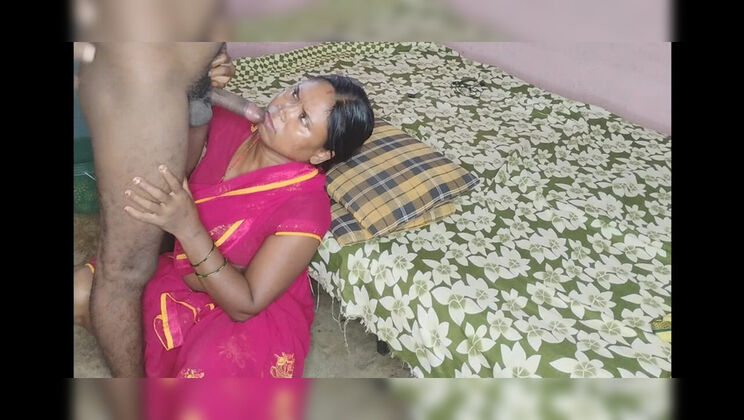 Ravikumar Fucks Sundar Mousi Hard at Night - Desi Mature Mom Lesbian Teen Sex