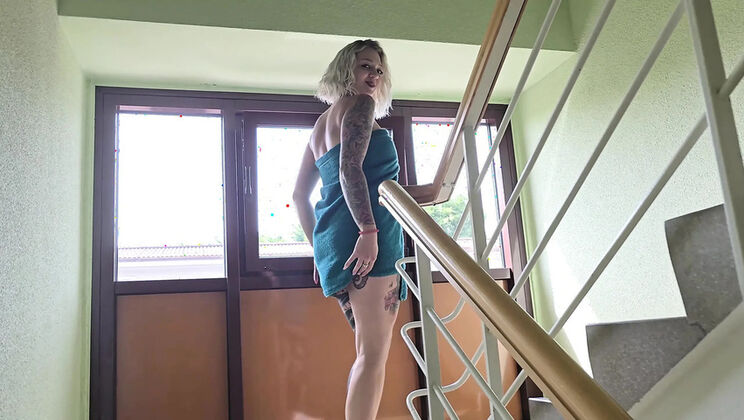 German Teen Valery Venom Deep Throat Blowjob by Old Pervert - Amateur Homemade HD