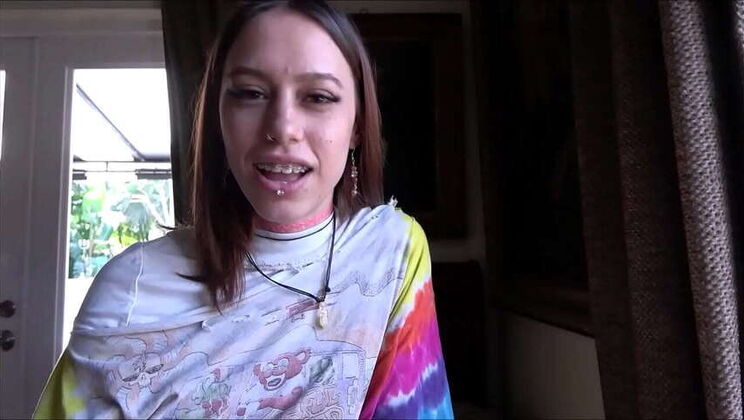 18-Year-Old Step-Sister Laya Rae's X-Rated Proposal - Family Therapy with Alex Adams