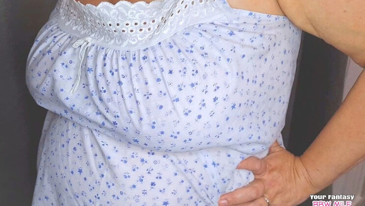 Naughty Granny with Big Natural Tits - Amateur BBW Wife Homemade