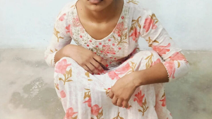 Desi Step Sister Hardcore First Time Fucking - Hot Indian Teen Alone At Home