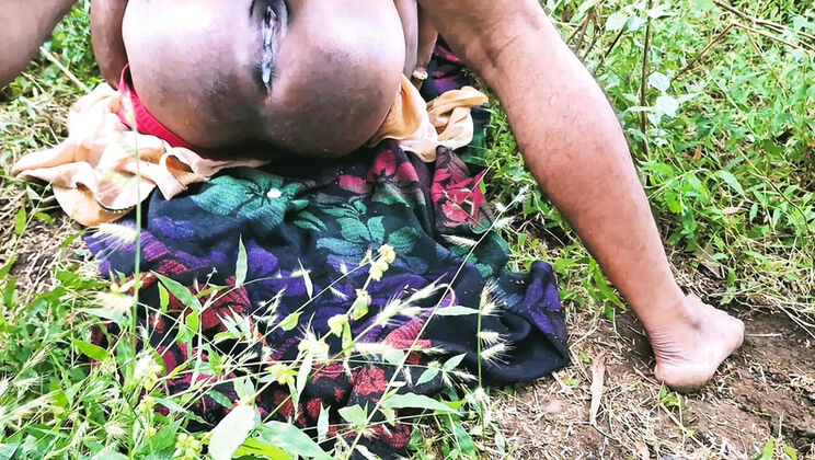 Jungle Fuck With Hot Indian Bhabhi - Desi Village Sex