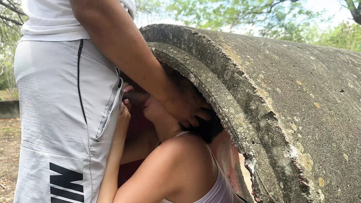 ManuelaAlvarez Helps Lost Girl in Abandoned Park - Hindi Audio Hardcore Fuck