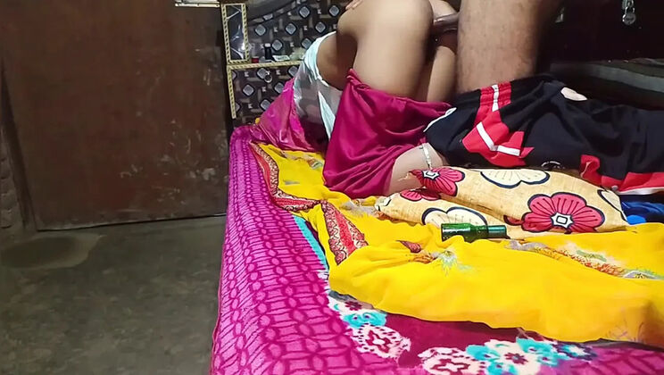 Priya Sena 26 Bhabhi Hot Anal Sex with Thook and Gaand Fucking in Hindi