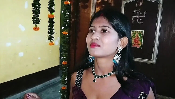 18 Year Old Indian Bhabhi Wet Pussy Moans Loud During Hardcore Orgasm