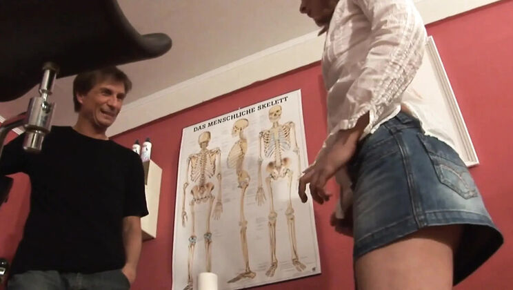 German Teen 18 Year Old Fucks Doctor in Clinic Hardcore