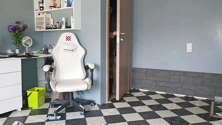 KristinaSlut Squirting Orgasm: Russian MILF Jerk Off Encouragement & Dirty Talk