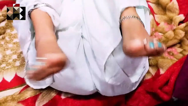 Indian Girl Huge Tits Doggy Style Hindi Audio Creampie Homemade