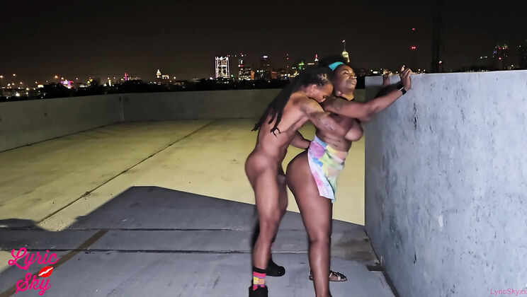 Ebony Couple Rooftop Blowjob & Anal Sex Outdoor