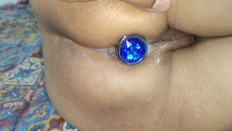 Desi Bhabhi First Time Anal - Butt Plug to Full Ass Fucking - Indian Wife Doggy Style