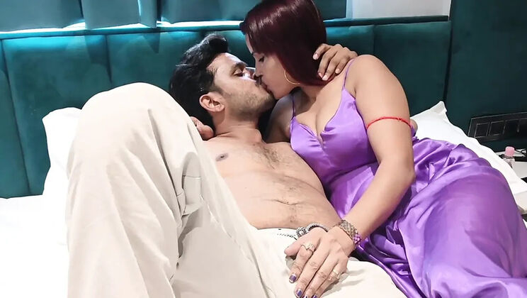 Indian Mom Called For Sex - Glepaman Face Fucks & Cums In Mouth