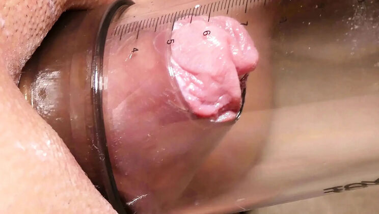 Danaxmuscles Squirts and Cums Hard - Big Ass Anal Fucking & Female Ejaculation