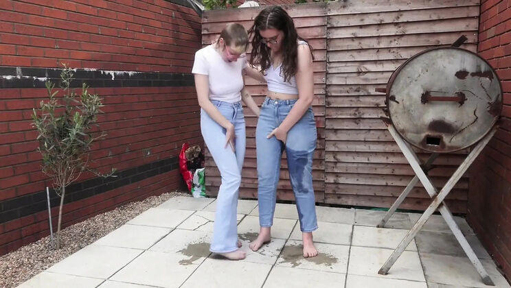 Rosa Rosebud & Carrie Lesbian Kissing Outdoor Pee Desperation Wet Jeans Fetish HD