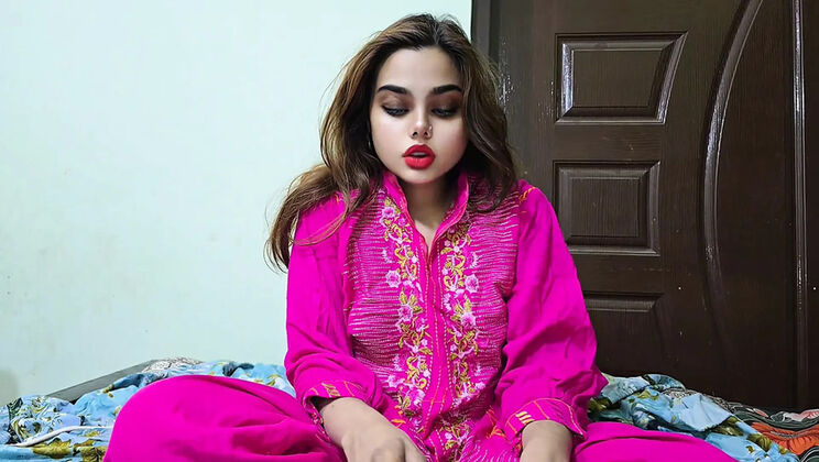 Desi Stepsister Surprise! Indian Bhabhi Hardcore Fuck with Dirty Talk & Big Ass