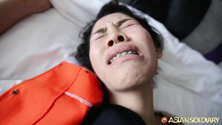 Soaked Asian Teen Pussy Gets Stuffed with Big Foreign Cock - Creampie Fuck