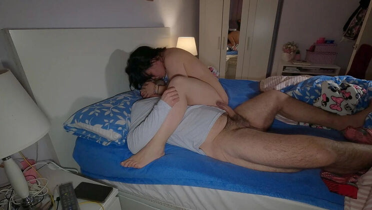 Chubby Big Booty MILF Stepmom Home Alone Fucks Stepson Doggy Style Creampie