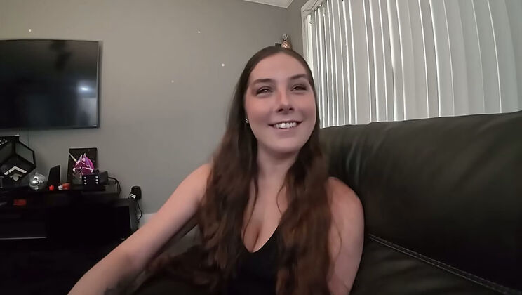 Cheating Wife Riley Reigns Sloppy Blowjob & Doggystyle Sex with Big Cock Peter Fitzwell