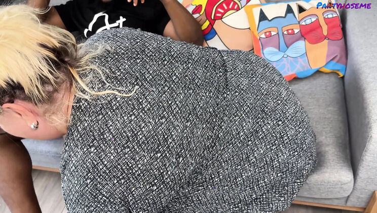 BBW MILF in Glasses Seduces Black Man for Hot Interracial Fucking